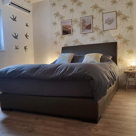 Chambre Climatisee Et Cosy Auberge Du Manala Hotel 24 24 Saint-Louis  Exteriör bild